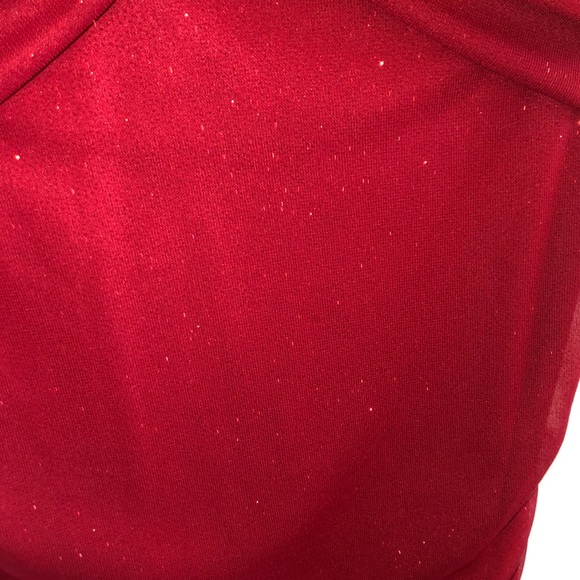 Little red dress - Picture 4 of 7